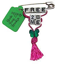 Free 2 B Me Pins for Swapping