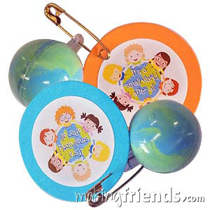 Small World Friendship Swap Kit. The perfect swap for your international or Thinking Day* event or any day you want to celebrate diversity. Kit makes 24 and is available at MakingFriends®.com. You'll find ideas for your international event or booth on our page International Ideas for Thinking Day*. via @gsleader411
